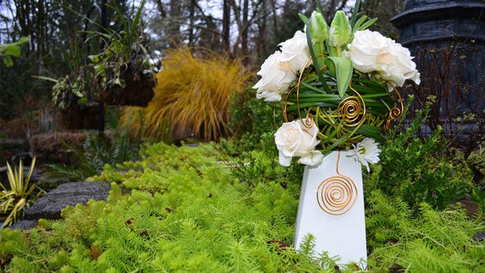 White Grab & Go FlowerBox Design