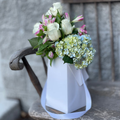 Arctic White FlowerBox Waterproof Paper Vase