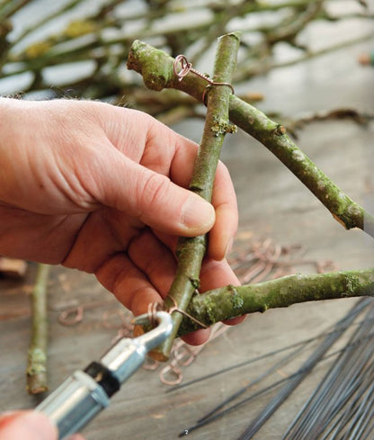 Floral Wire Workshop: Florists' Techniques for Every Season (PRE-ORDER - Ships October 2023) - FlowerBox