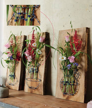 Load image into Gallery viewer, Floral Wire Workshop: Florists&#39; Techniques for Every Season (PRE-ORDER - Ships October 2023) - FlowerBox
