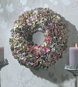 Wreaths - 150 Ideas for Every Season - FlowerBox